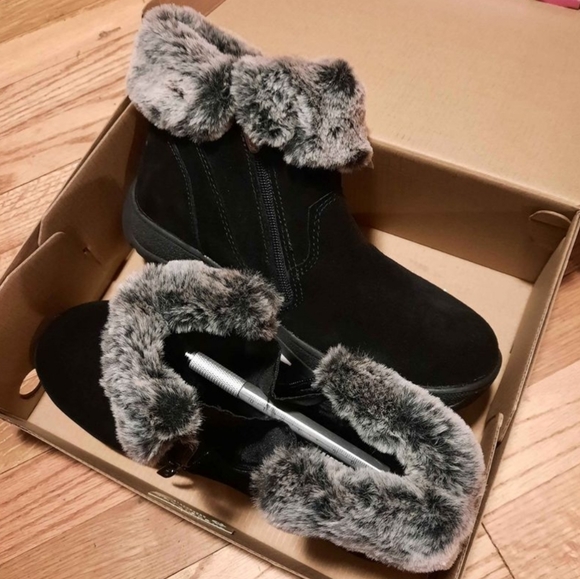 🤑Khombu Size 7 Women's Booties - Picture 3 of 3